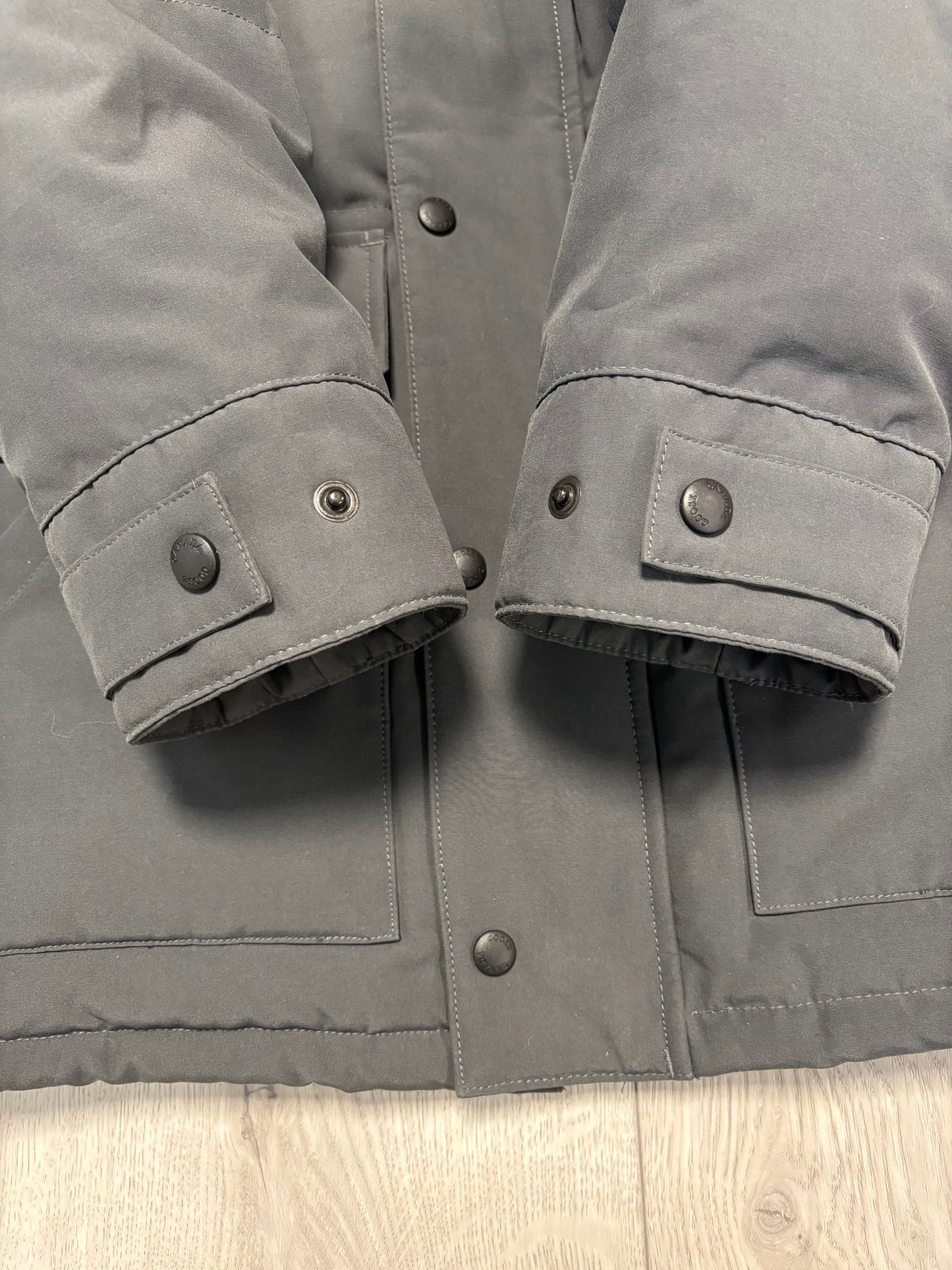 Canada Goose Black Badge Graphite Emory Parka (S)