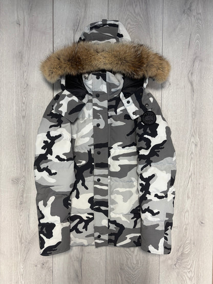 Canada Goose Snow Camo Blakc Badge Wyndham Parka (M)