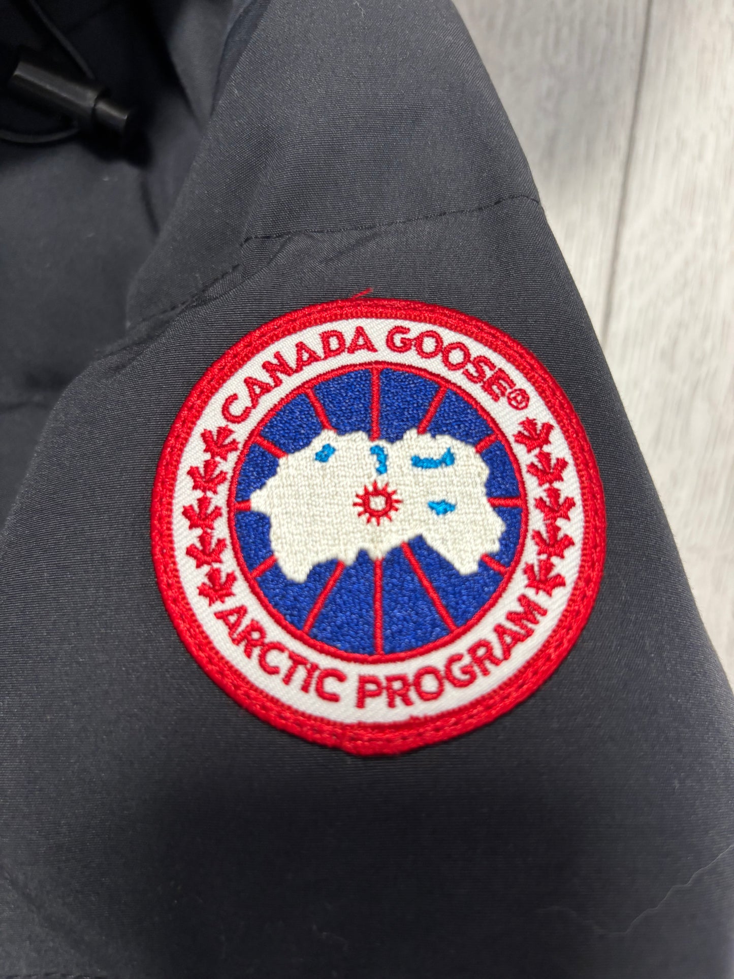 Canada Goose Navy Wyndham Parka (M)