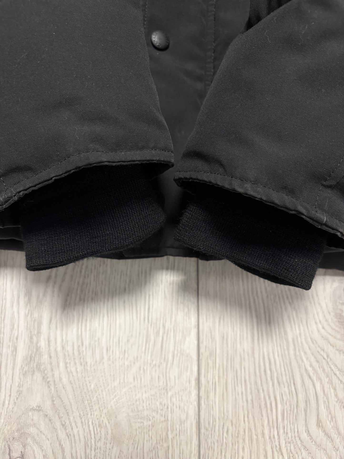 Canada Goose Black Wyndham Parka (M)
