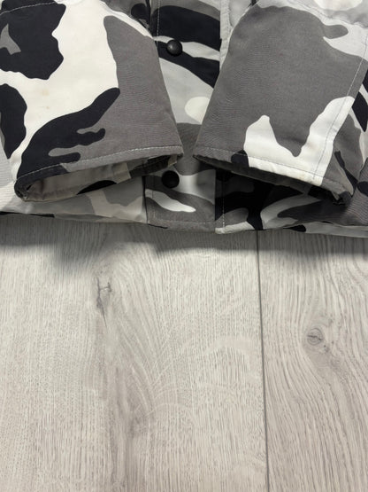 Canada Goose Snow Camo Blakc Badge Wyndham Parka (M)