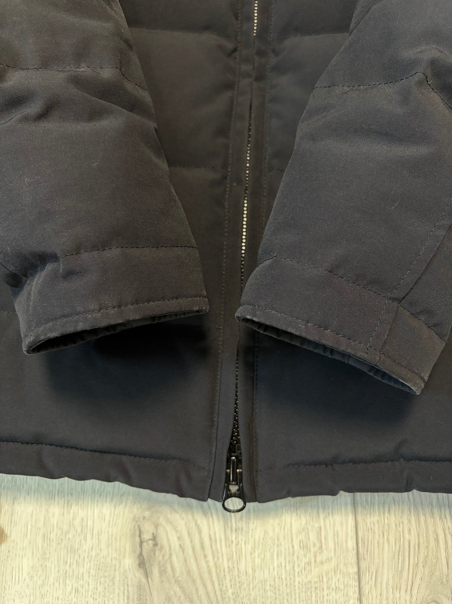 Canada Goose Navy Bellevile Women’s Parka (S)