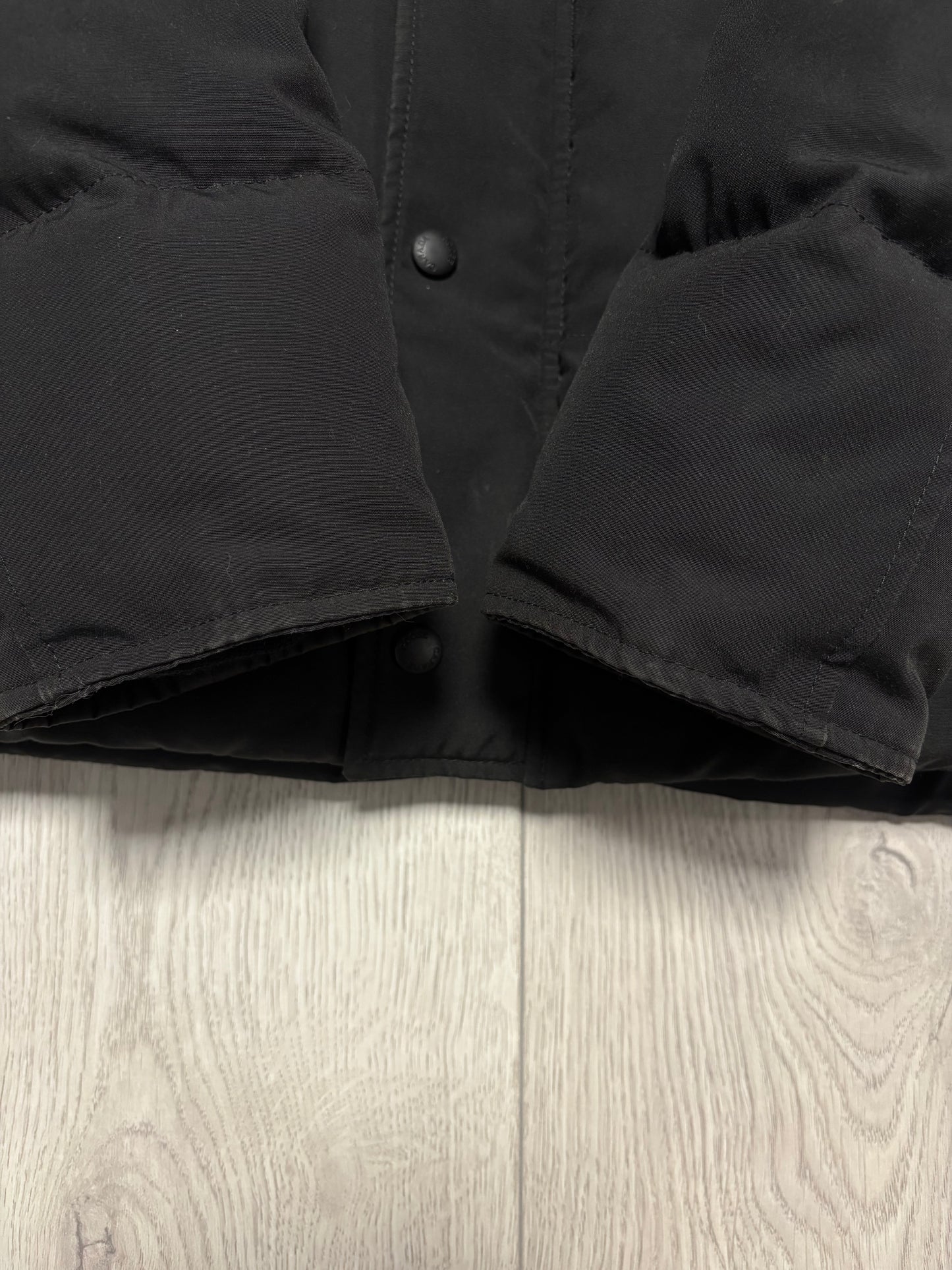 Canada Goose Black Wyndham Parka (M)
