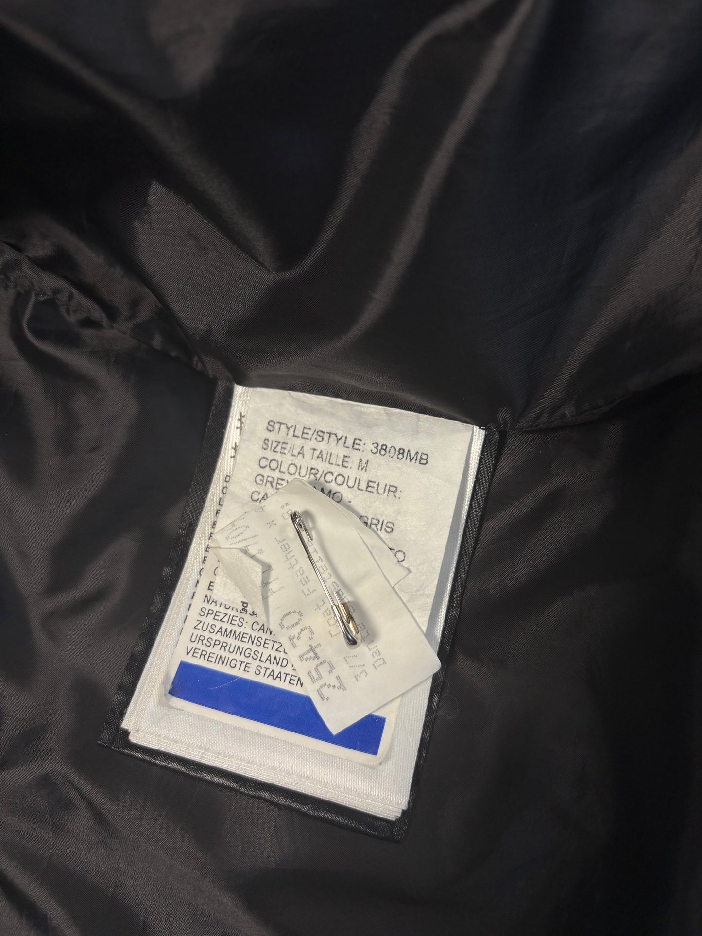 Canada Goose Snow Camo Blakc Badge Wyndham Parka (M)