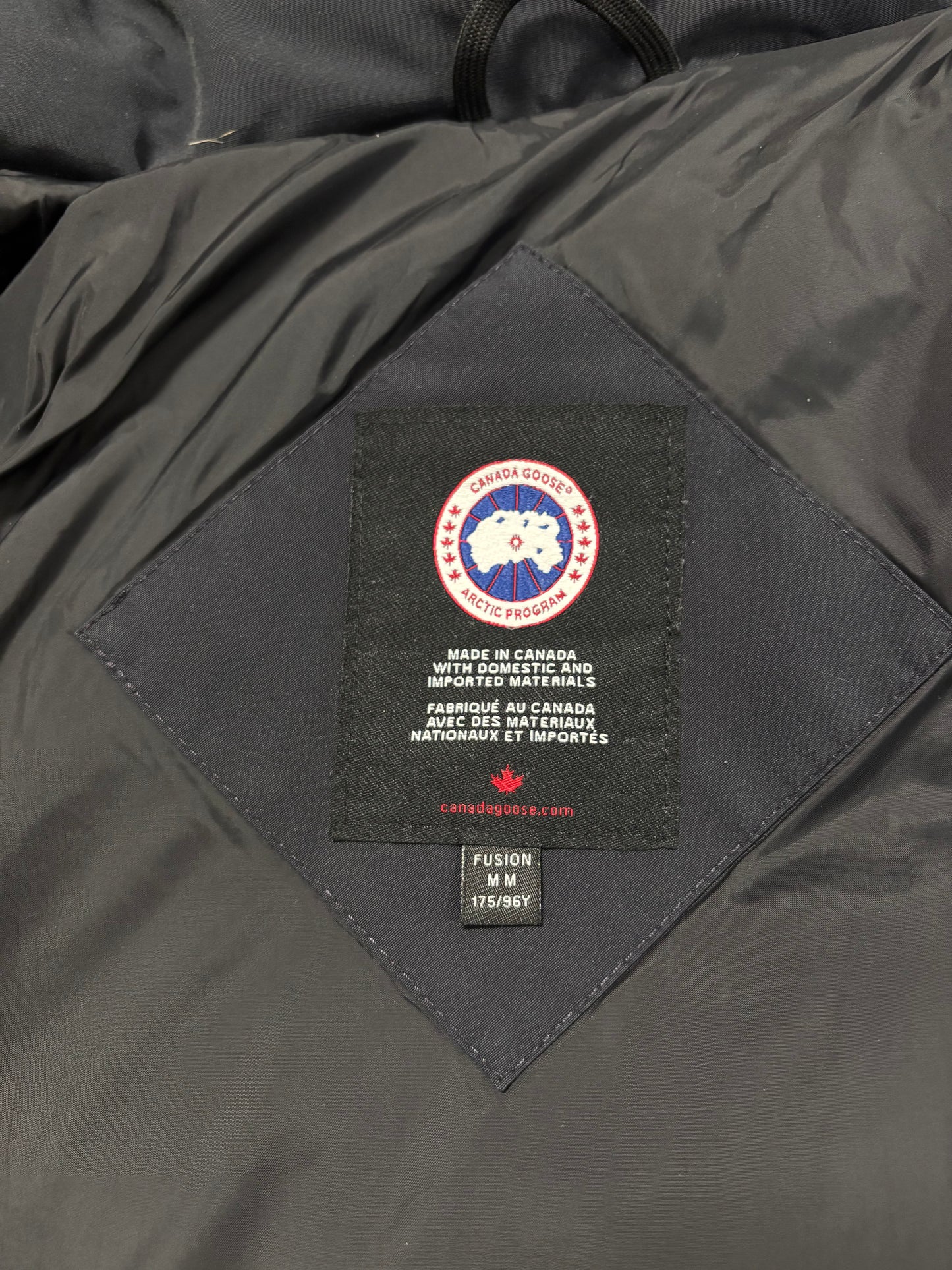 Canada Goose Navy Wyndham Parka (M)