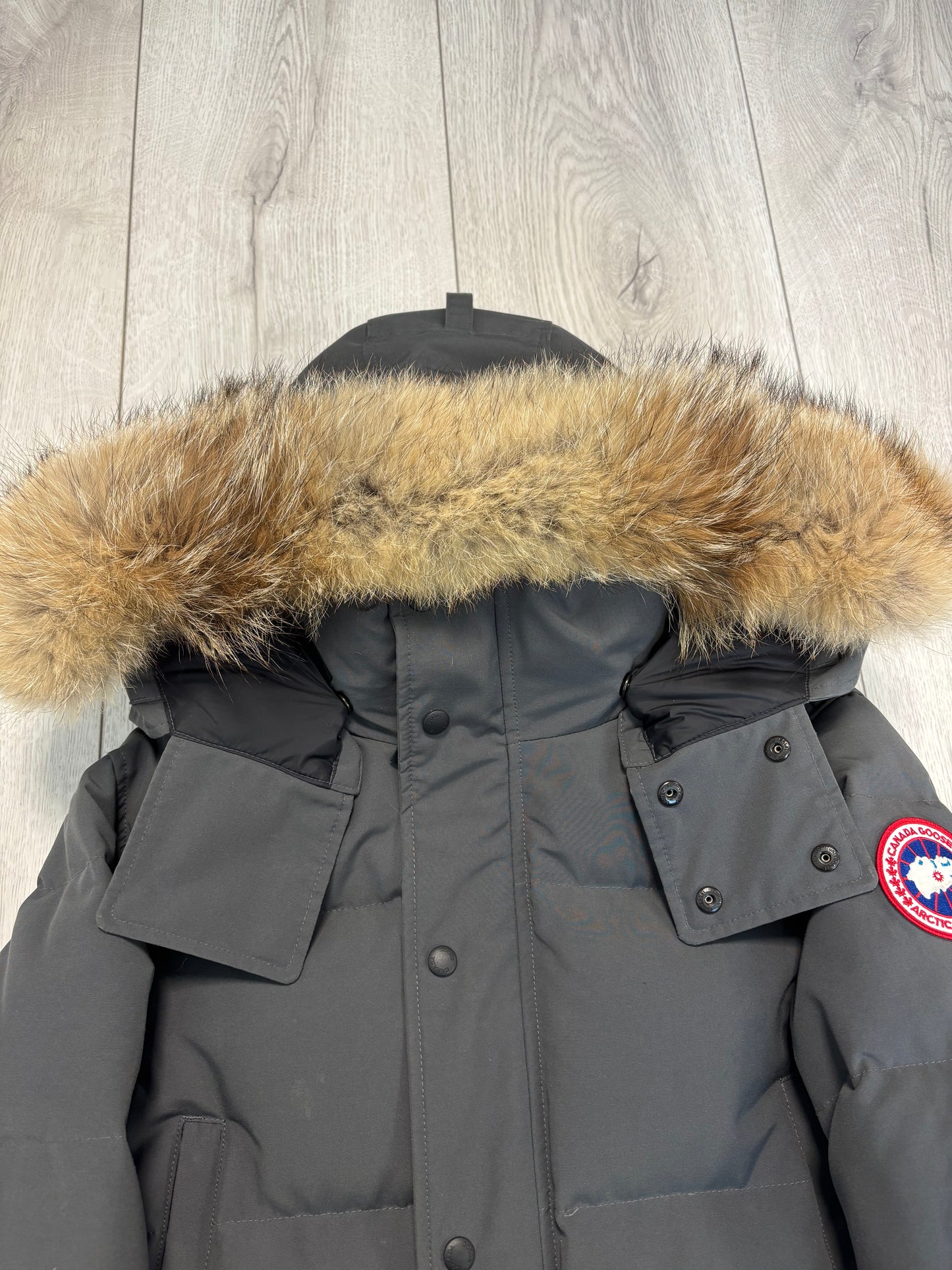 Canada Goose Graphite Wyndham Parka (L)