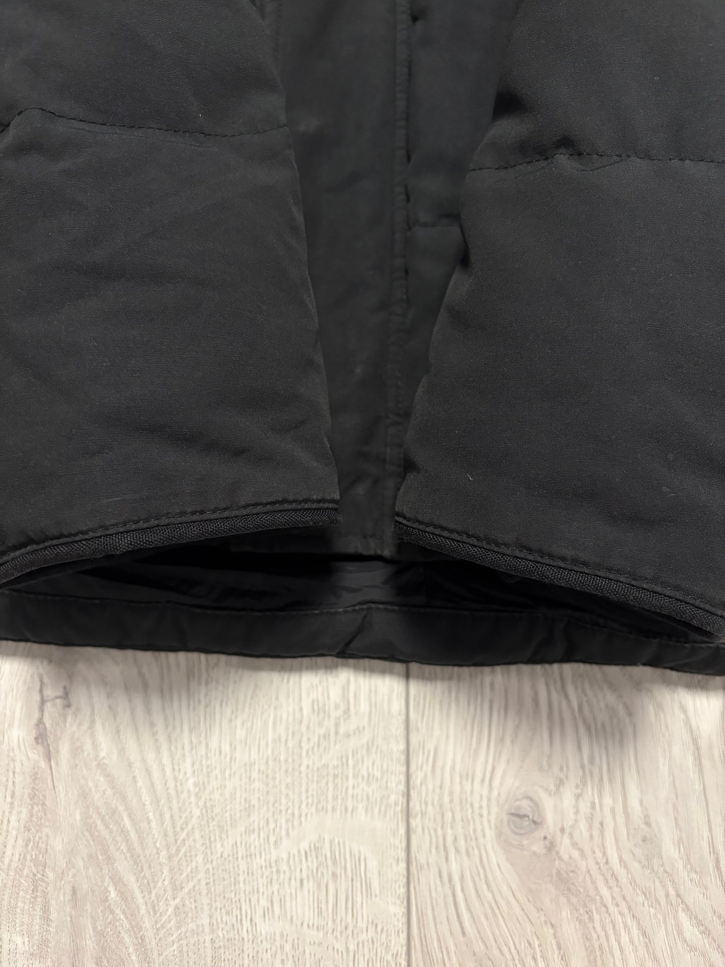 Canada Goose Black MacMillan Parka (M)