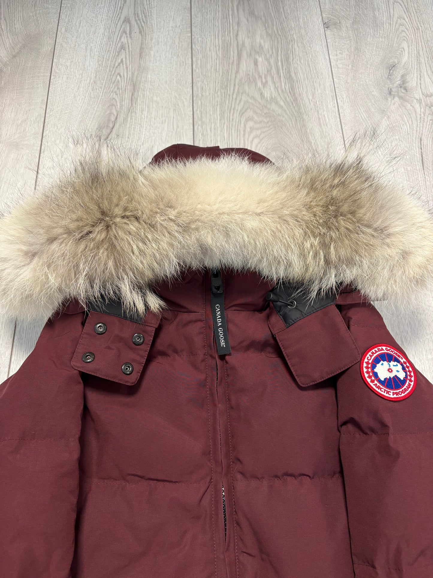 Canada Goose Plum Burgundy Chelsea Women’s Parka (L)