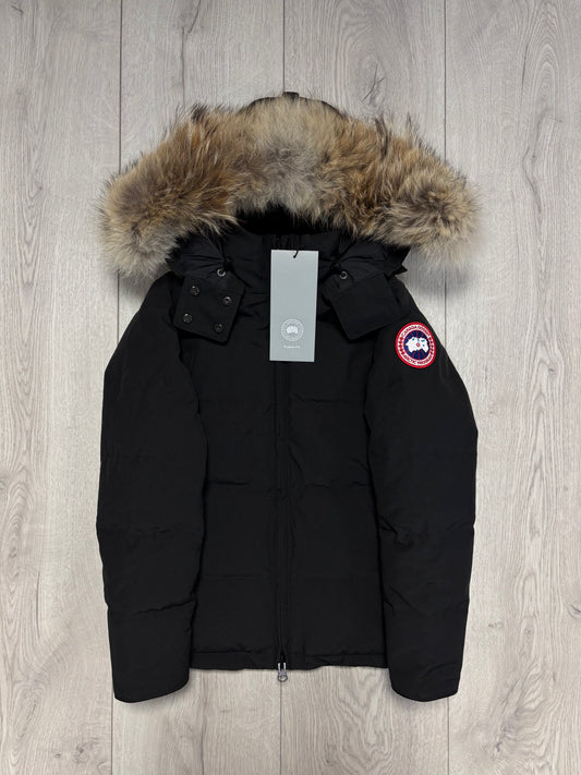 Canada Goose Black Chelsea Women’s Parka (XS)
