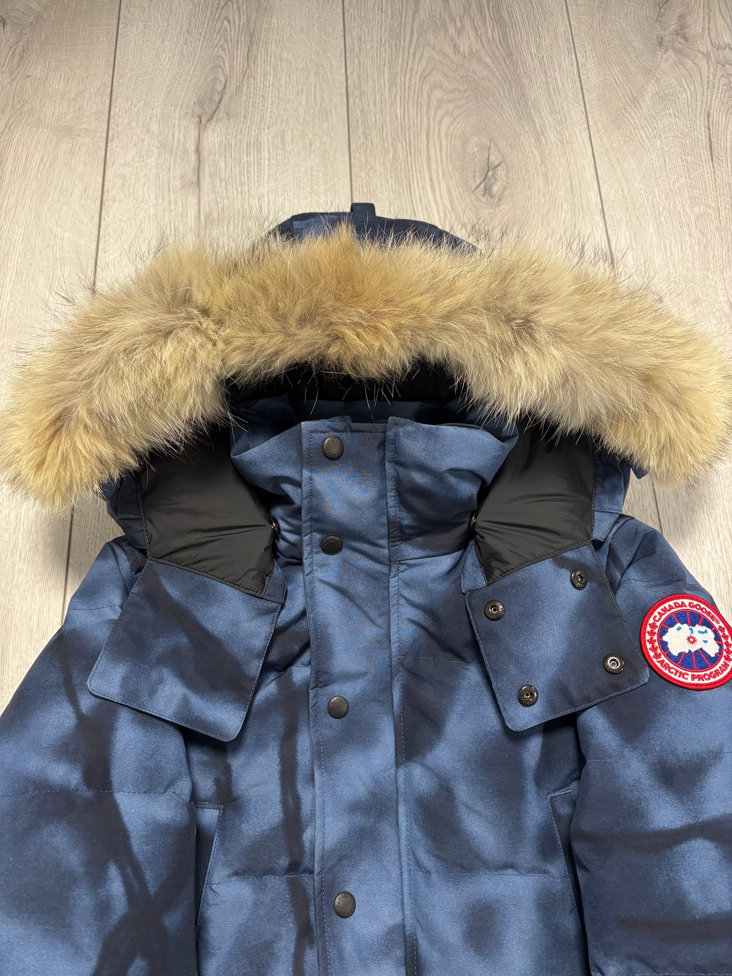 Canada Goose Blue Abstract Wyndham Parka (XS)