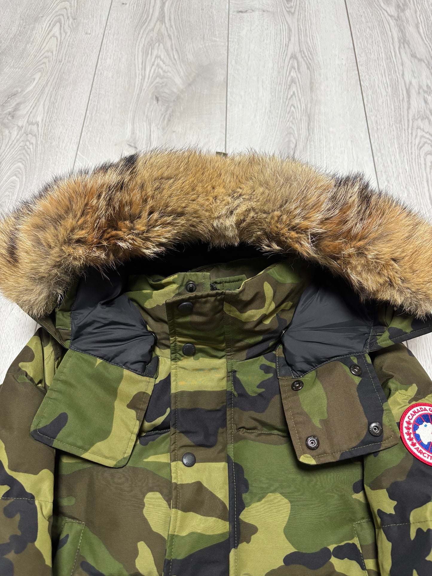 Canada Goos Green Camo Wyndham Parka