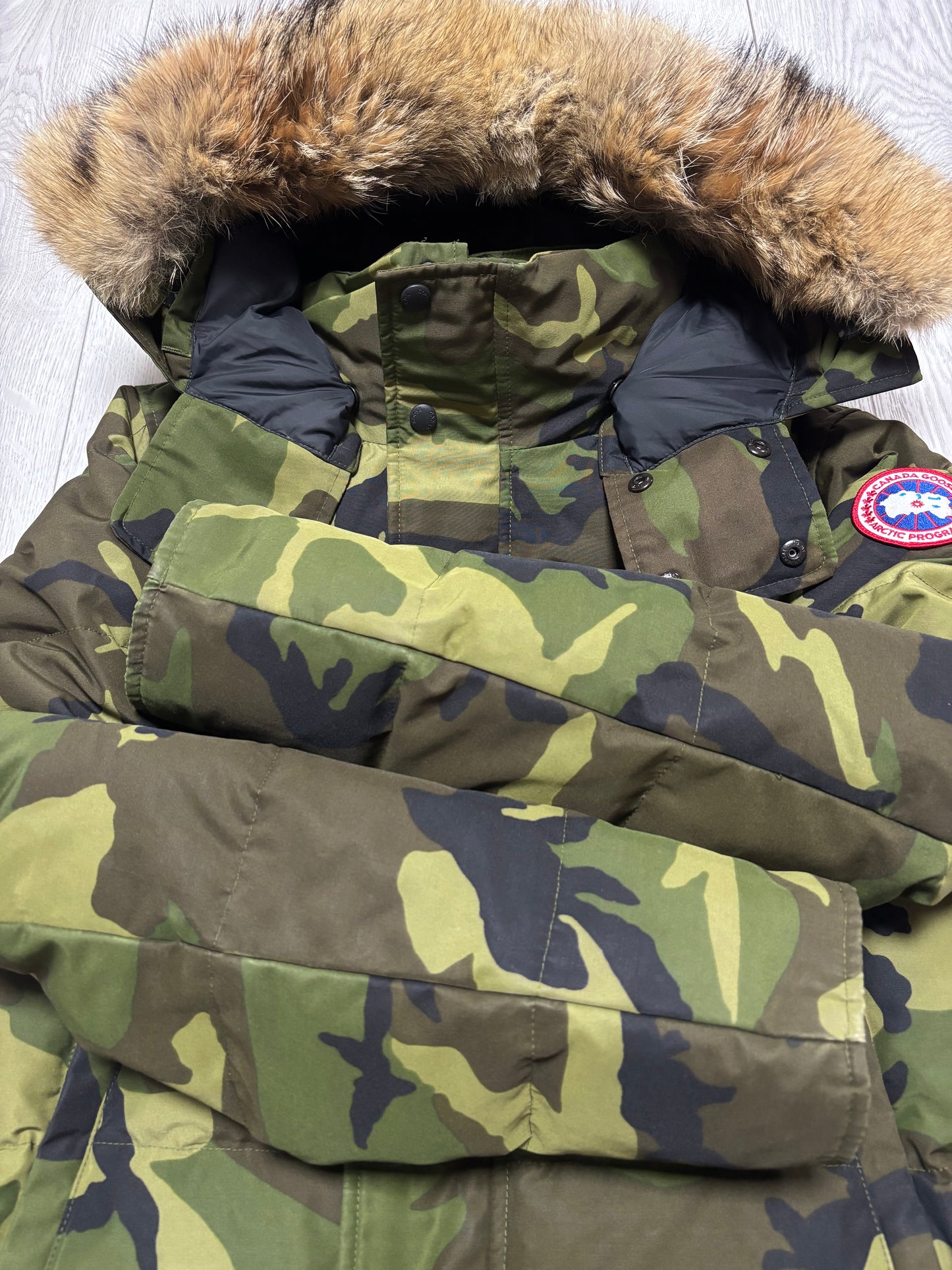 Canada Goos Green Camo Wyndham Parka